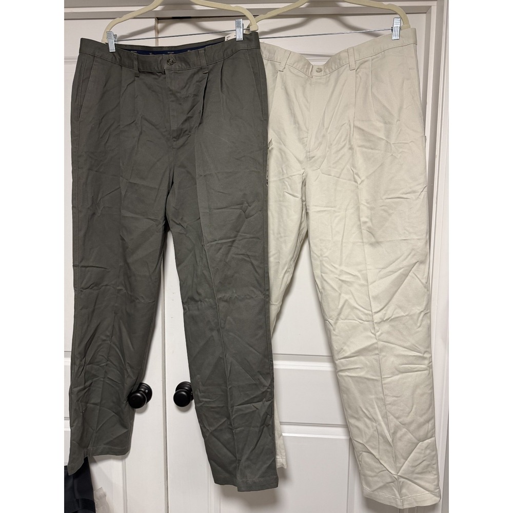 Dockers, lot of 2, Mens Original Khaki dress pants, Beige & Green/Gray, 40x34